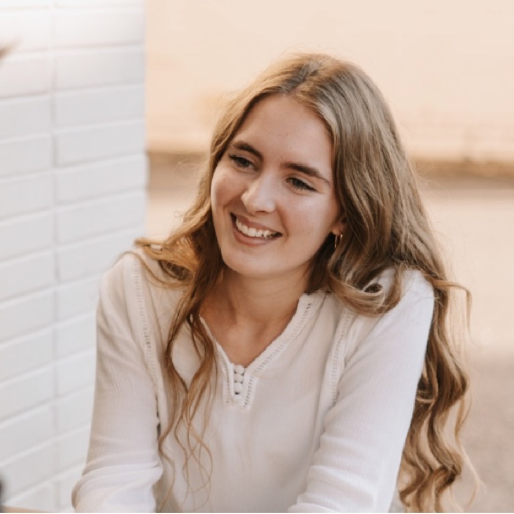 Meet your Posher, Caroline